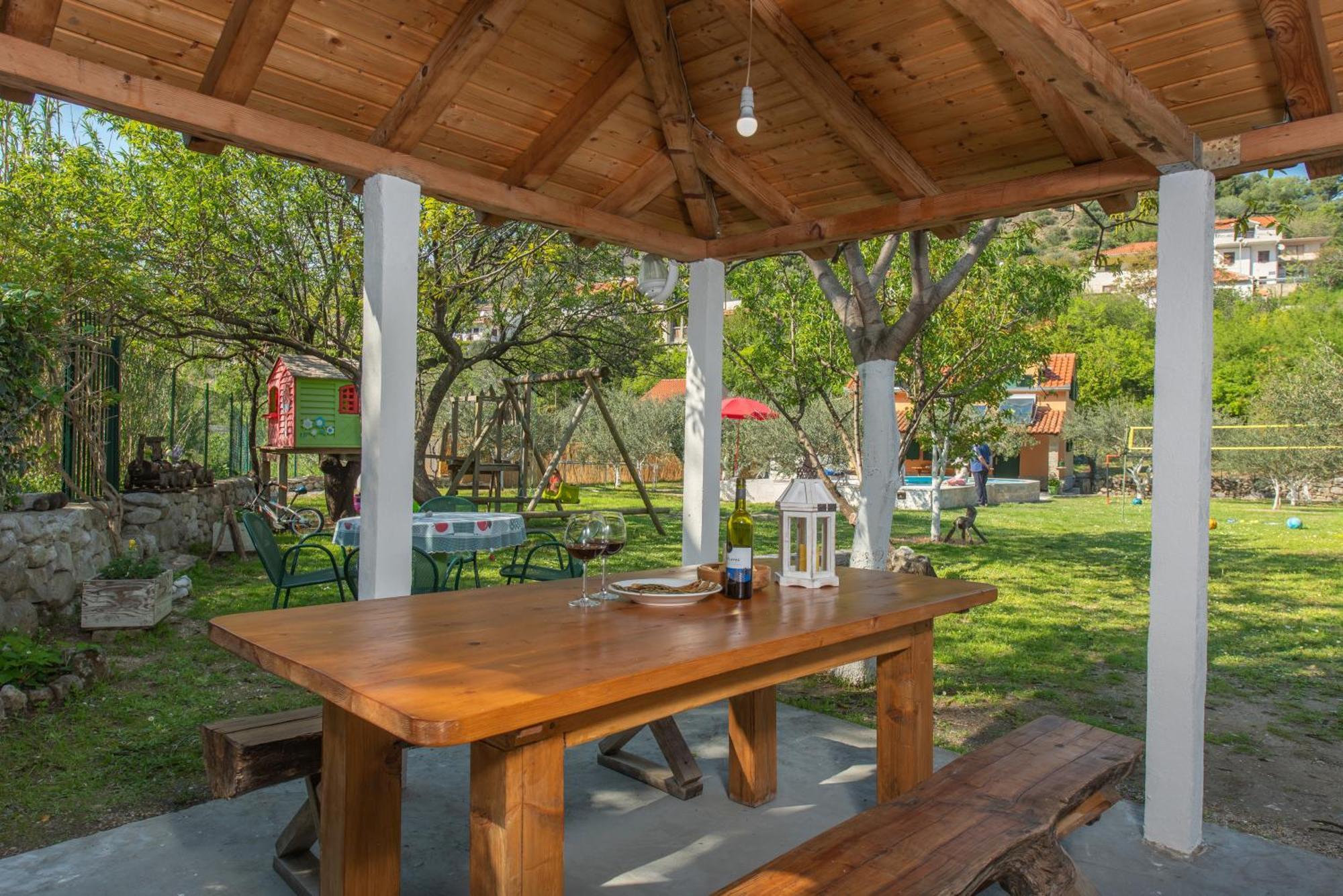 Peace Point Villa Zrnovnica ภายนอก รูปภาพ