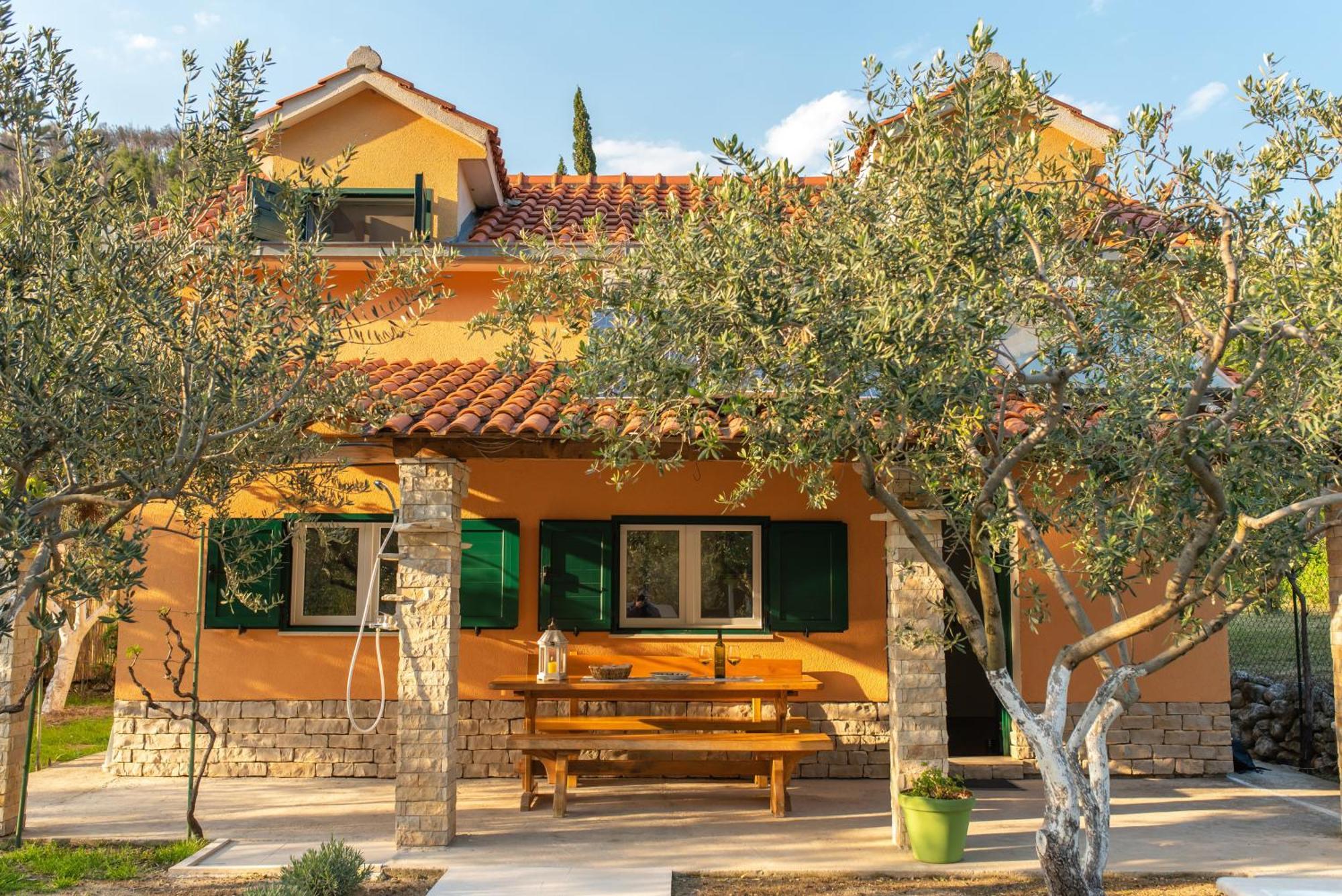 Peace Point Villa Zrnovnica ภายนอก รูปภาพ